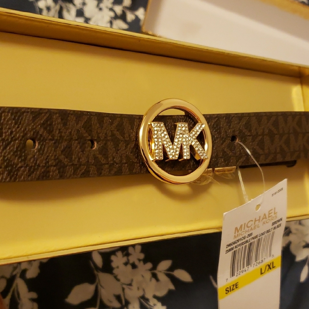 Michael Kors Gold Belt - Picture 8 of 9